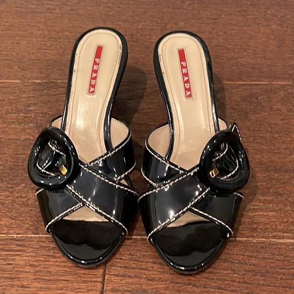 Prada Women’s Black Patent Leather Wedge Size 6 - Picture 2 of 6